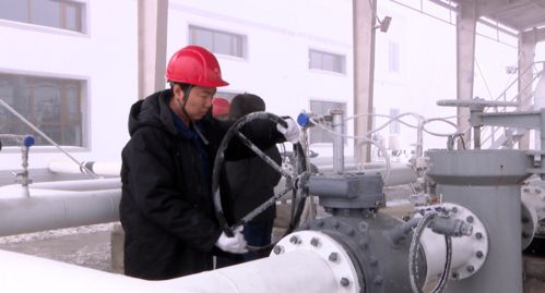 公司至烏魯木齊機場航煤管線投產運行一周年 監控設備護航能源動脈